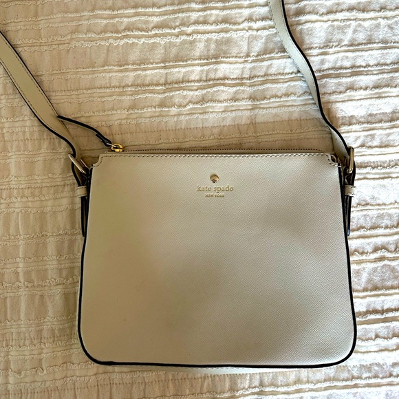 kate spade Bags Kate Spade Off White Vintage Cross Body Poshmark